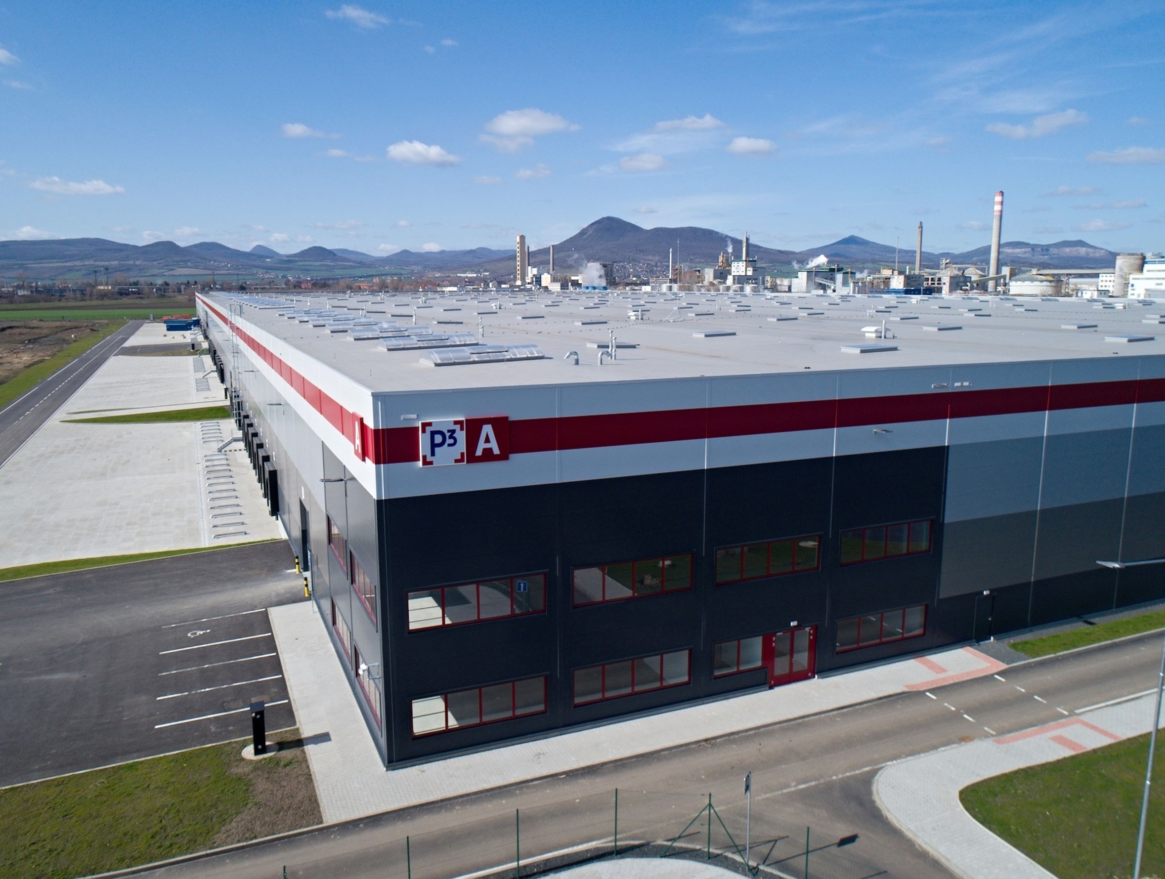 Leading Czech company Mondi Štětí leases 14,903 m2 at P3 Lovosice