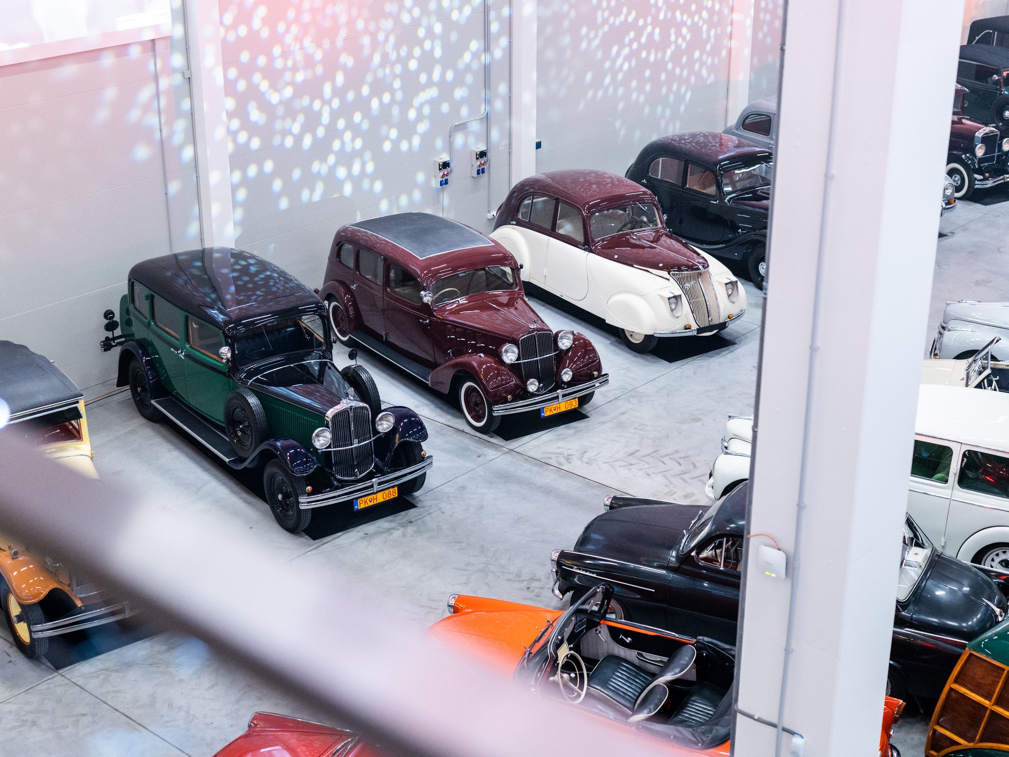 P3 Bratislava Airport welcomes largest collection of Czechoslovak classic cars in Europe 